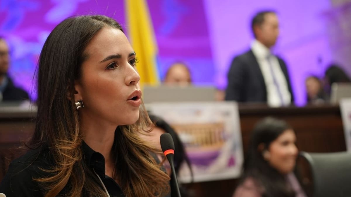 María Fernanda Carrascal invitó a Juan Daniel Oviedo a tomarse un café de cara a la segunda vuelta