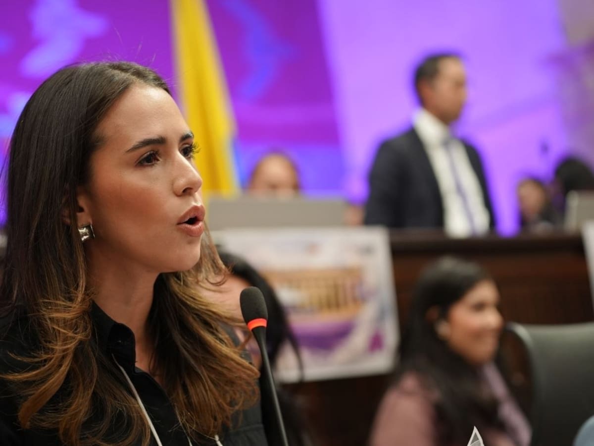 María Fernanda Carrascal invitó a Juan Daniel Oviedo a tomarse un café de cara a la segunda vuelta
