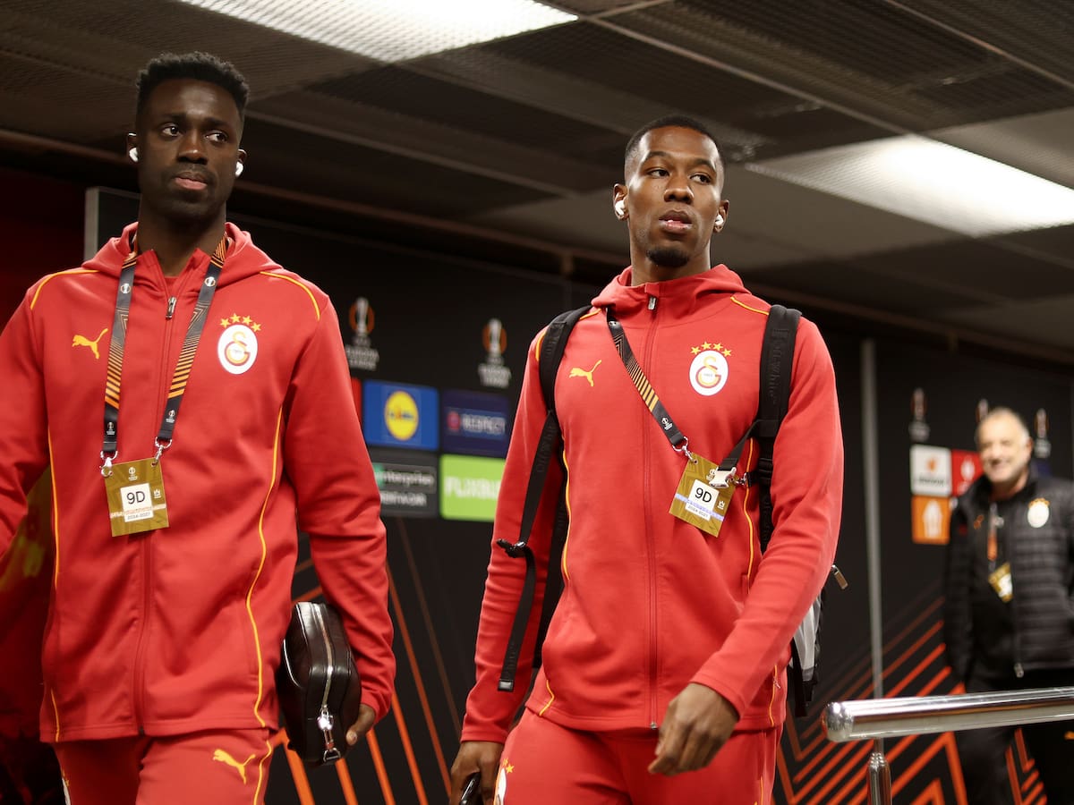 Davinson Sánchez y Carlos Cuesta, campeones de la Liga en Turquía y logran un doblete histórico