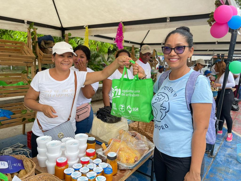 Ferias . Cámara de Comercio de Santa Marta para el Magdalena