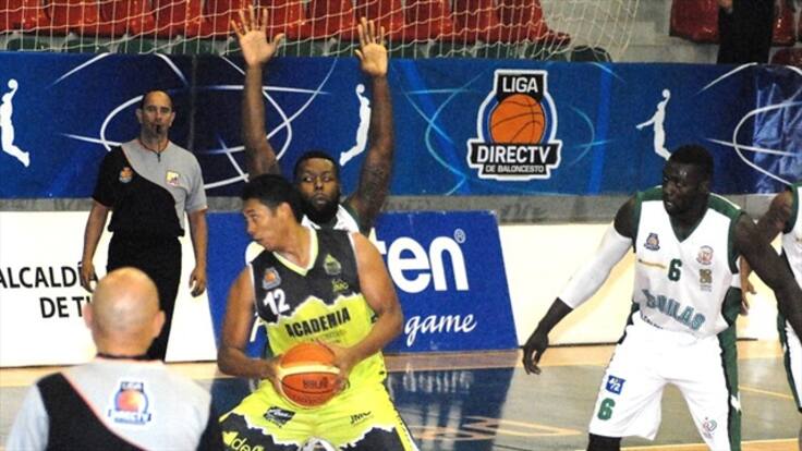 Academia venció a Águilas y empató la serie final de la Liga de Baloncesto
