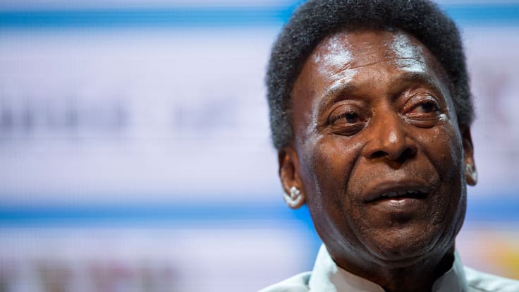 A Pelé lo expulsaron en El Campín y volvió al campo de juego: así fue el episodio