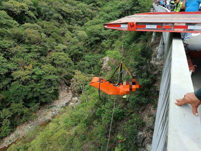 Mujer fallecida en accidente de tránsito- foto bomberos San Jerónimo