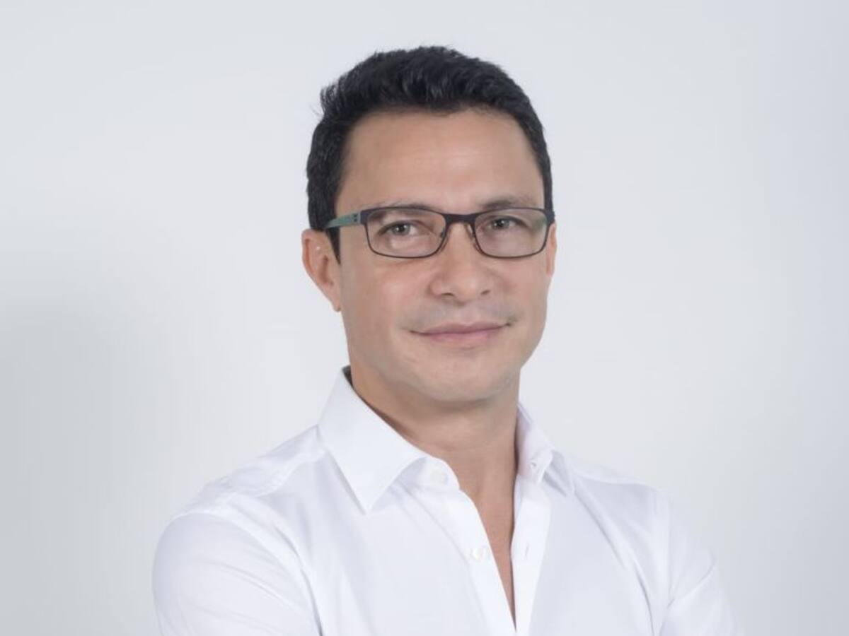 Congresistas denuncian persecución política contra Carlos Caicedo