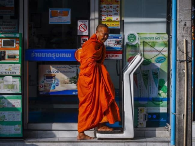 La mala alimentación está engordando a los monjes de Tailandia