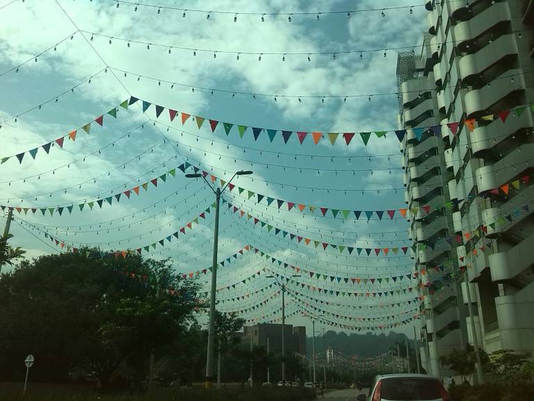 Así va el montaje de las luces en Medellín