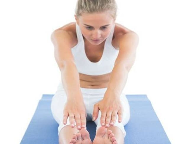 Lo que poder tocarte los dedos de los pies dice de tu estado físico