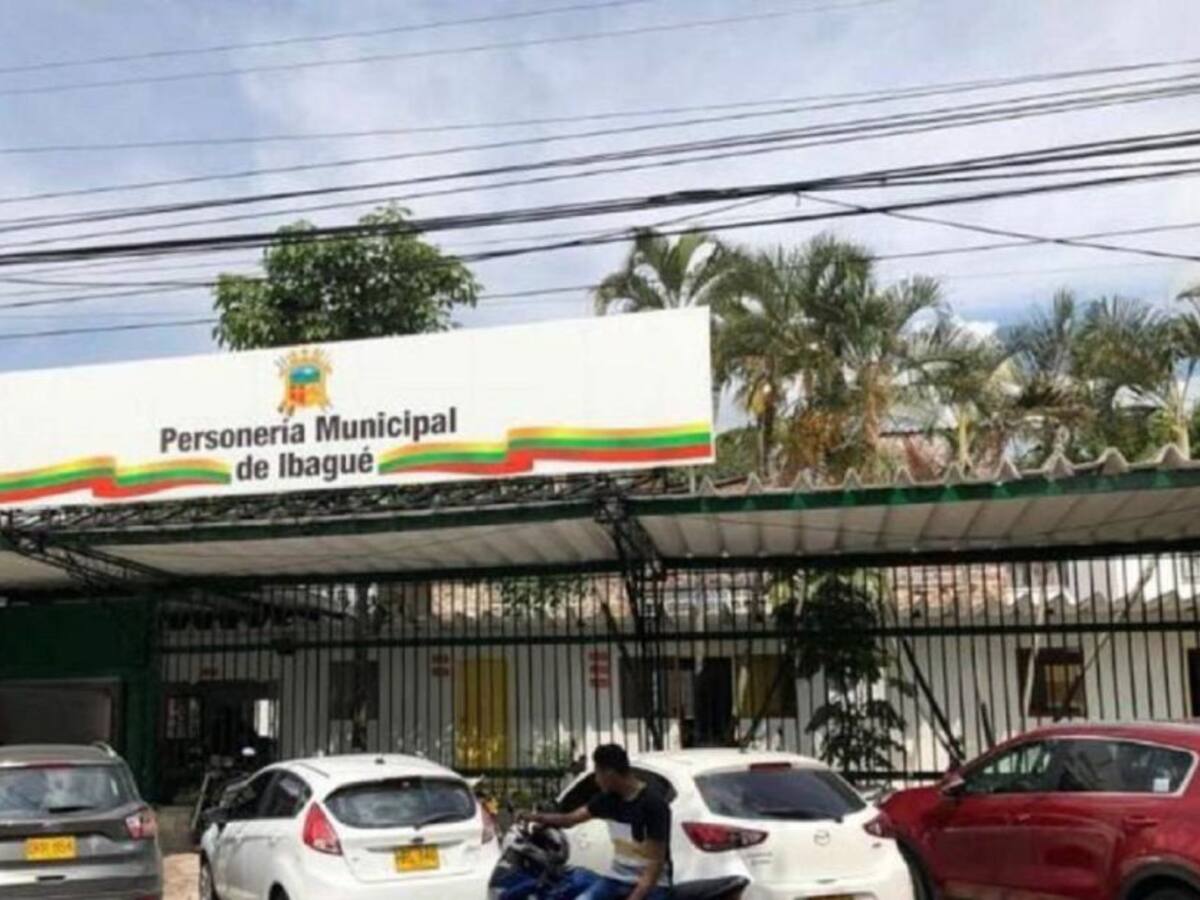 ¿Contratista de la Personería de Ibagué asesora a conductores de vehículos de plataforma?