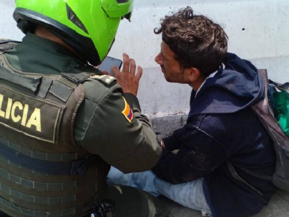 La policía capturó un extranjero con 400 metros de cable robado