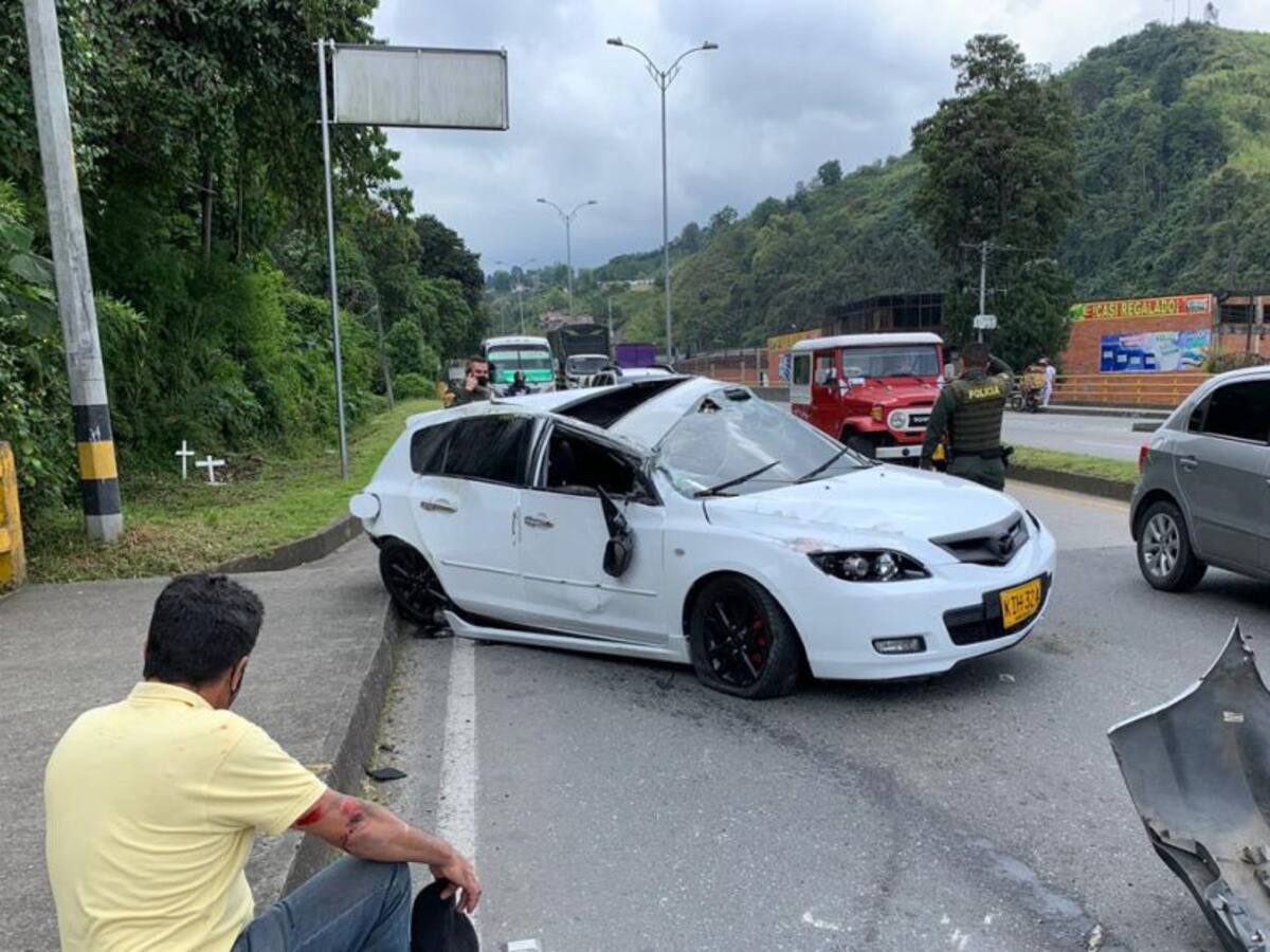 En Manizales dos personas resultaron heridas en grave accidente de tránsito