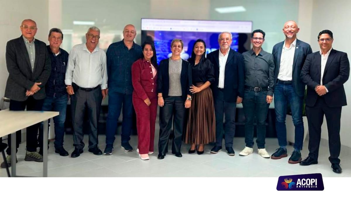 ACOPI Antioquia elige nueva junta directiva con presencia del sector creativo