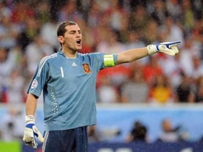 Iker Casillas cumple una década con la Selección de España
