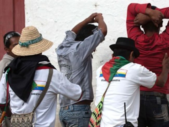 Indígenas del Cauca juzgan a seis guerrilleros de las Farc
