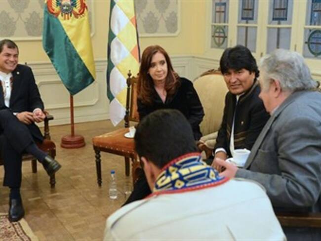 Bolivia convocará a embajadores europeos por incidentes con avión de Morales