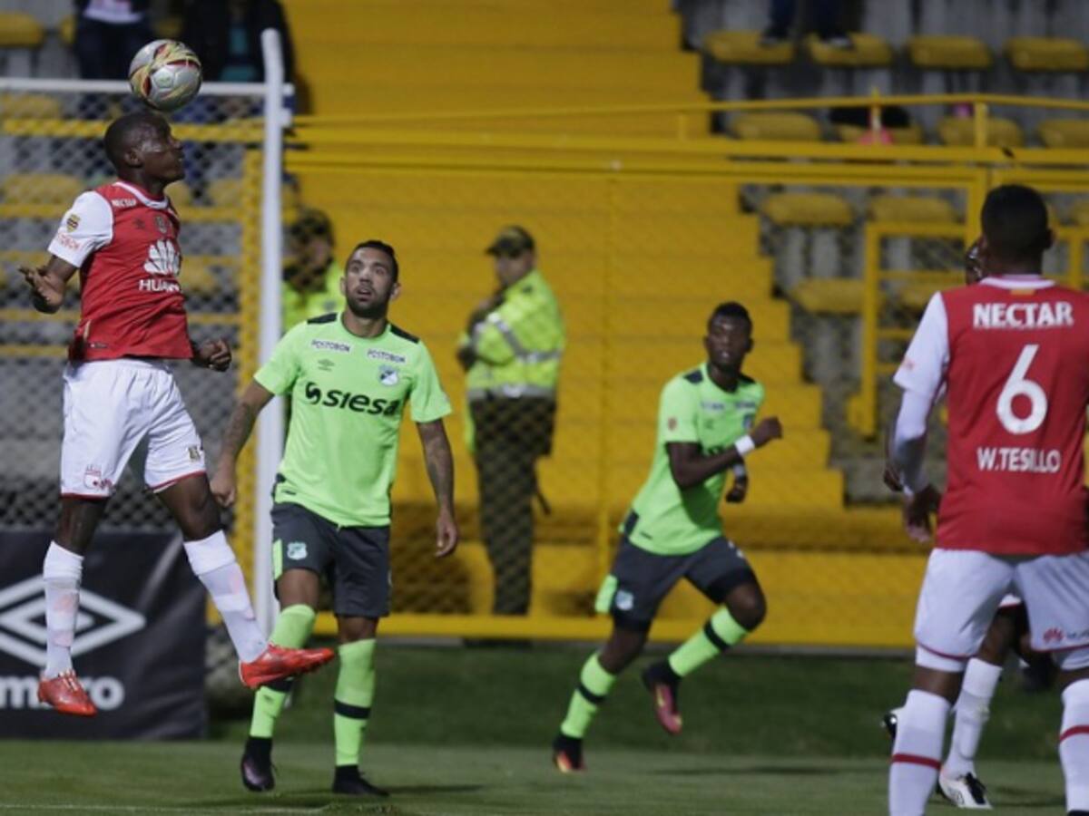 Independiente Santa Fe recibe a un Deportivo Cali en crisis