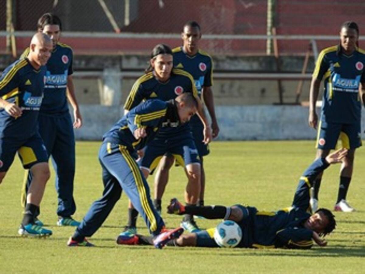 Colombia definirá hoy el equipo títular para enfrentar a Bolivia
