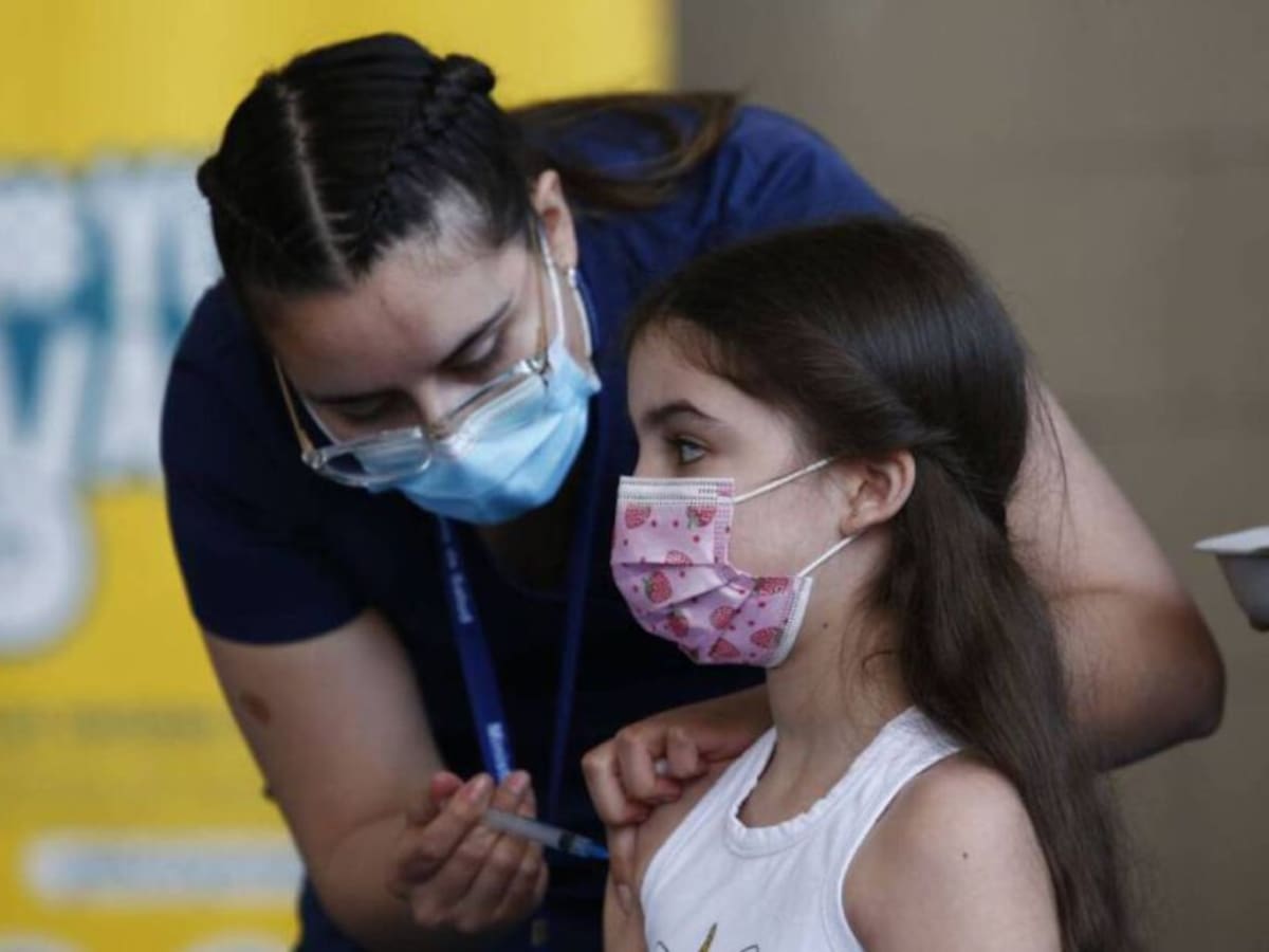 Solo el 28 % de los niños en Pereira completó esquema de vacunas COVID