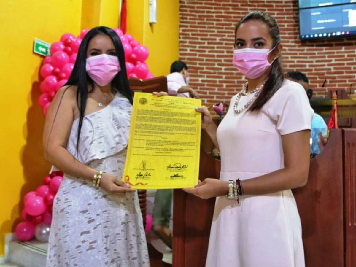 Concejo destaca labor de personas y entidades frete al cáncer de mama