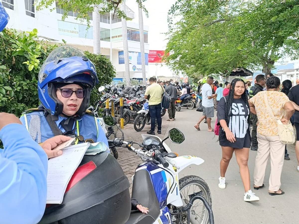 87 motocicletas inmovilizadas por mal parqueo y abandono en lugar público en Cartagena