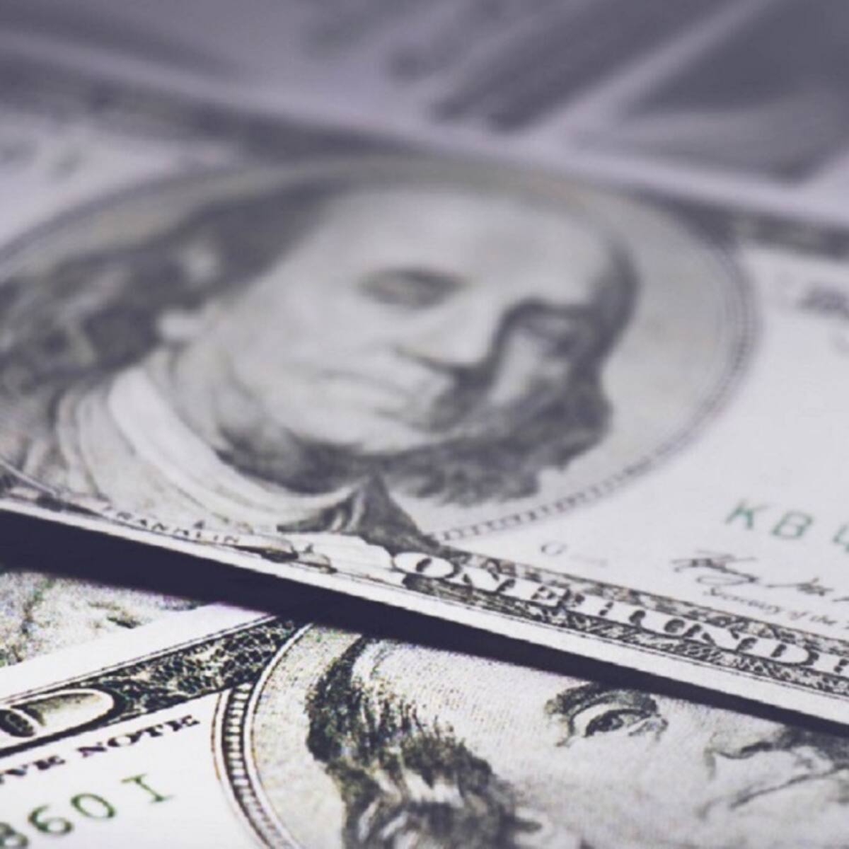 Tendencia del dólar es atractiva para compradores venezolanos