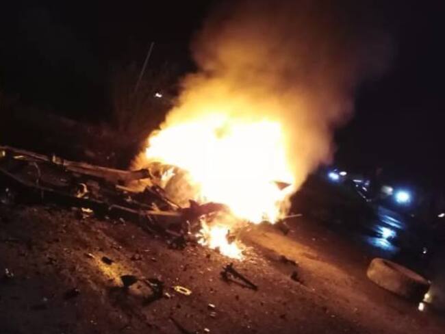 Explota carro bomba en Arauca
