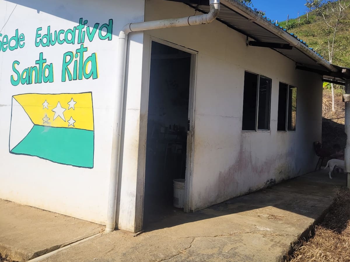 Juez ordena construir nueva escuela en zona rural de La Esperanza