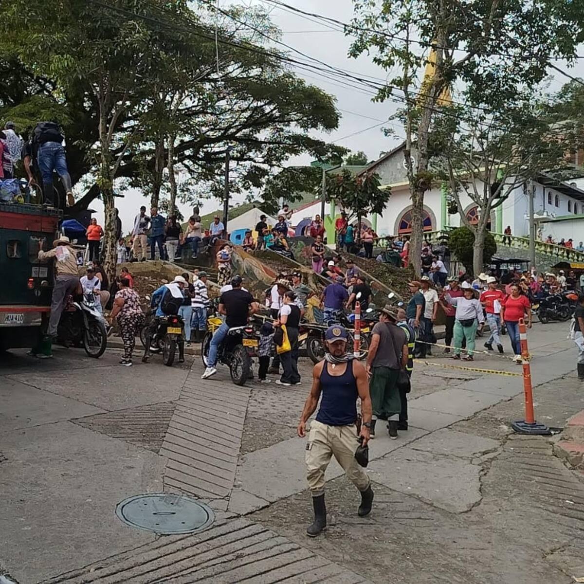 Cerca de 600 personas siguen desplazadas en cinco municipios de Antioquia. ¿Por qué?