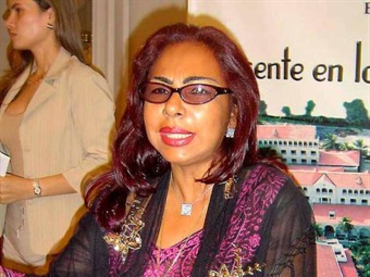 Candidata a Alcaldía de Cartagena presentó su programa en fiesta de "La Gata"