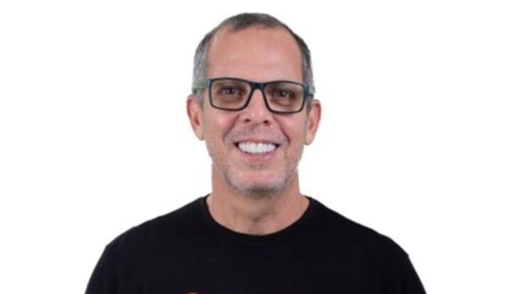 Al Oído | Pastor Saade cumple los requisitos para estar en el Gobierno: cree en censura y reelección