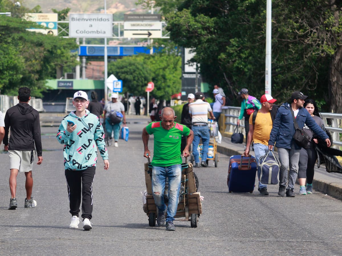 Venezuela restringe la salida de vehículos particulares hacia Colombia este viernes 7 de agosto