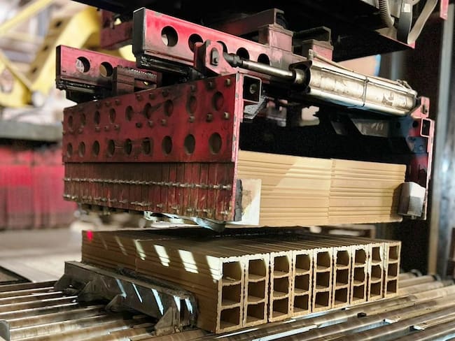 Ladrillera La Clay: 43 años siendo cimiento del desarrollo urbano de Cartagena y el Caribe