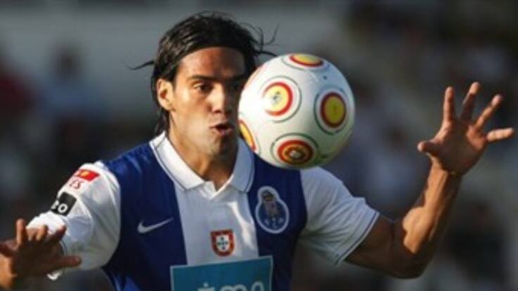 El paso de Falcao García al fútbol español se convierte en una novela