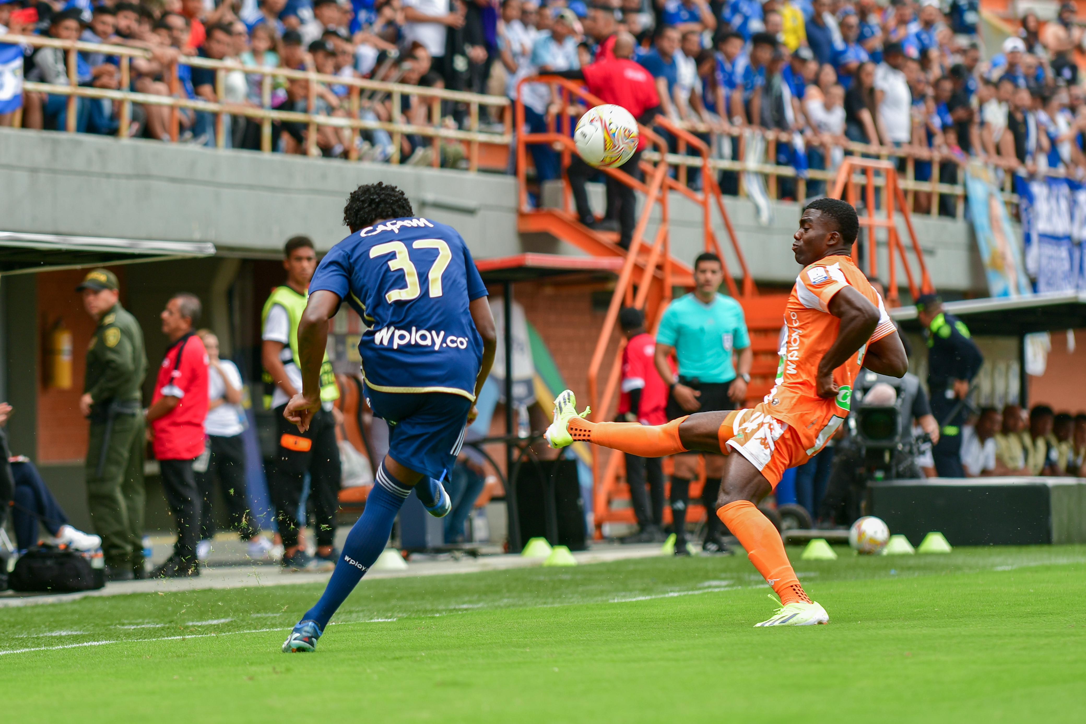 Envigado y Millonarios son los equipos que más canteranos han usado en el último año / Colprensa.