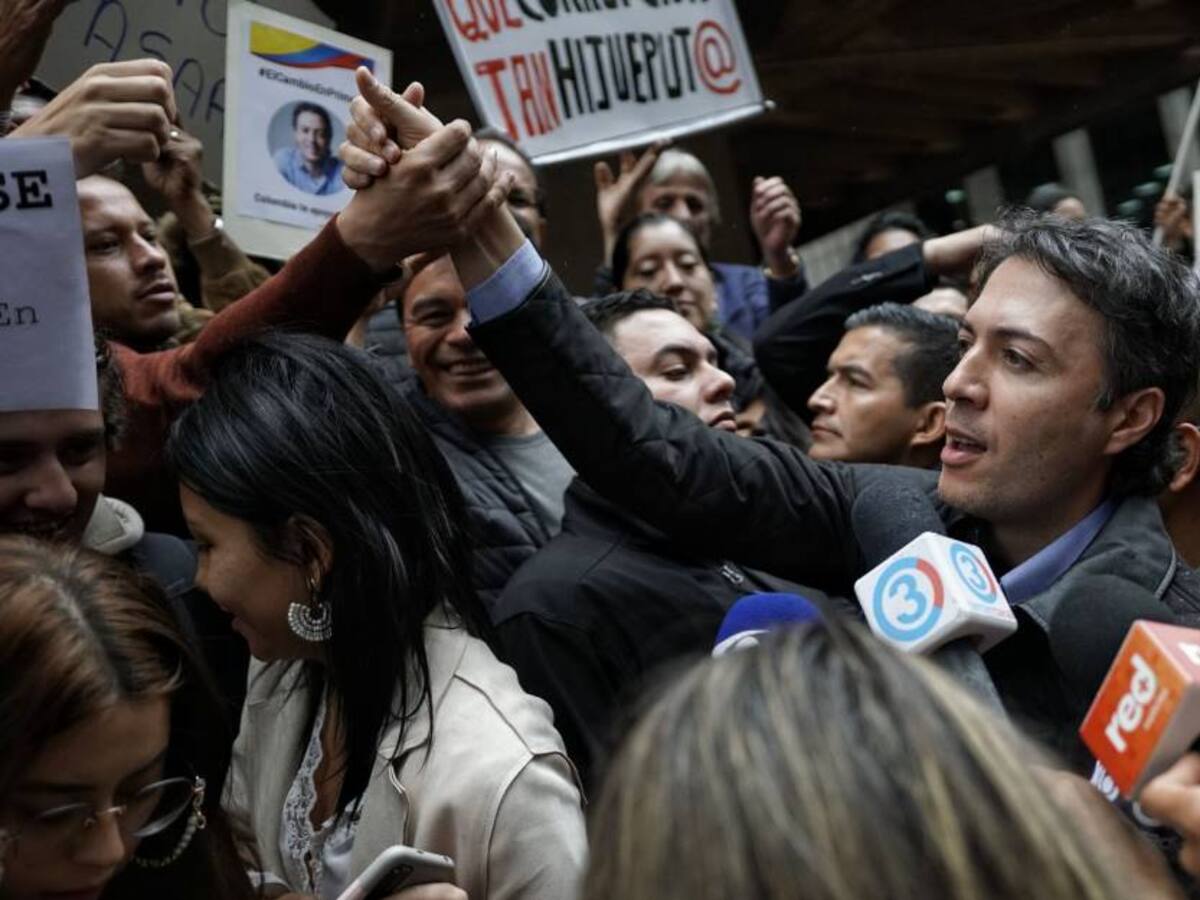 Procuraduría levantó la suspensión al alcalde de Medellín Daniel Quintero