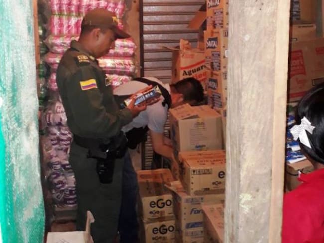 Incautaron de 700 botellas de licor adulterado en el Carmen de Bolívar