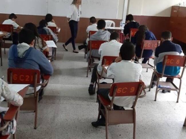 Educadores en Santander rechazan regreso a clases en agosto