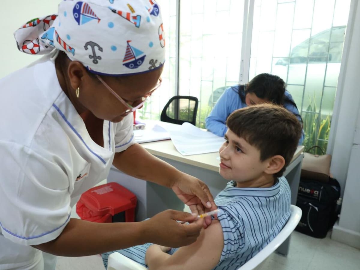Bolívar inicia vacunación escalonada contra el dengue que beneficiará a niños y niñas priorizados