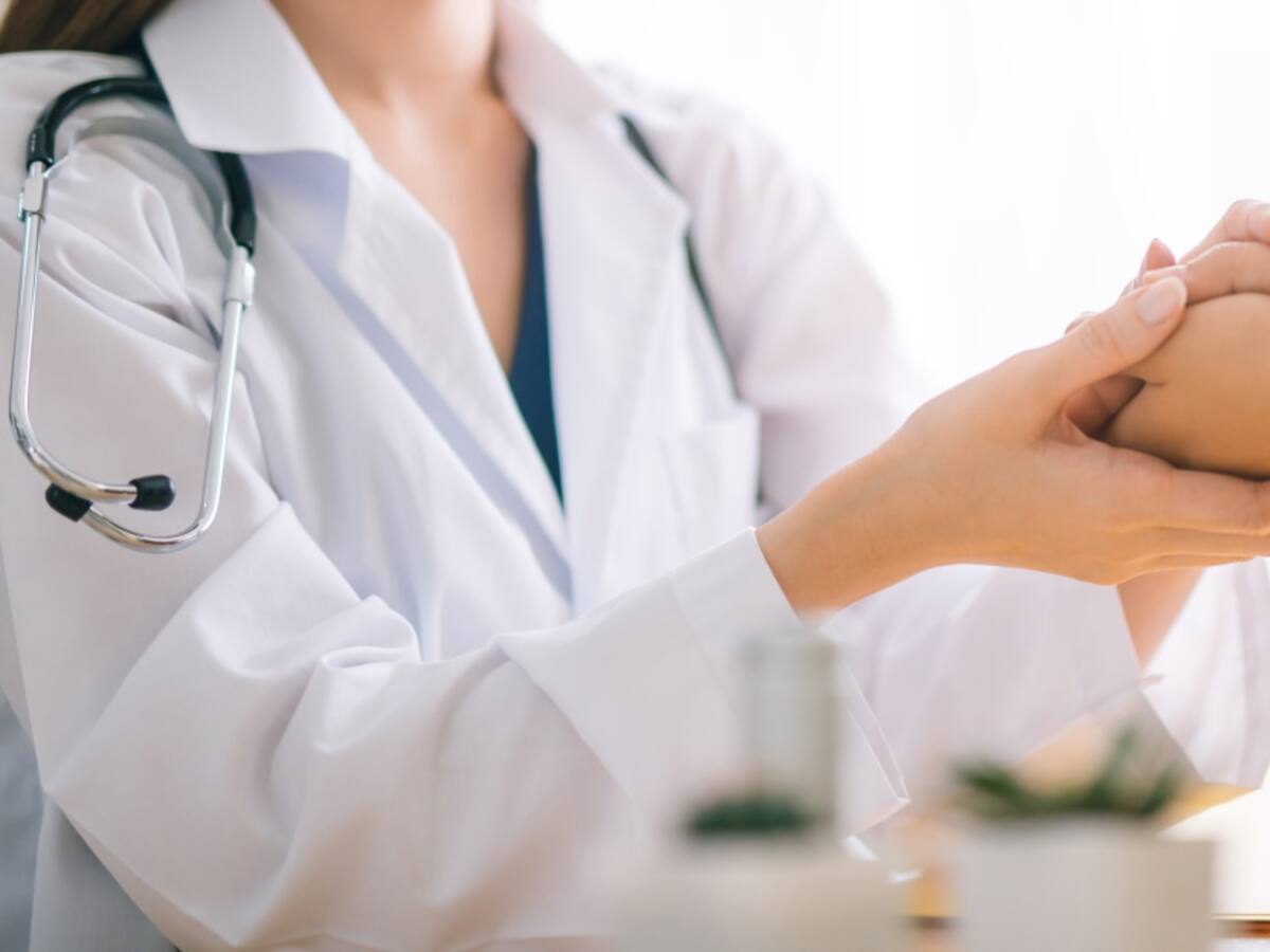 Tratamiento contra cáncer en México podría salvar la vida de joven bogotana