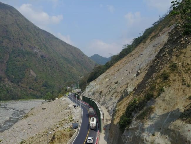 Restablecen el tránsito en la vía al Llano