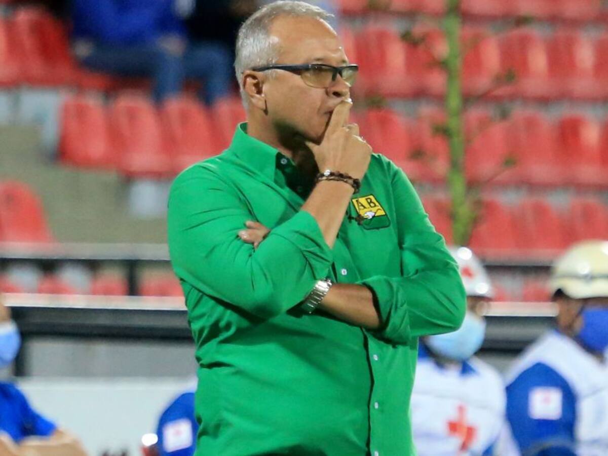 Bucaramanga se queda sin DT y ya son 8 entrenadores en 2 años y medio