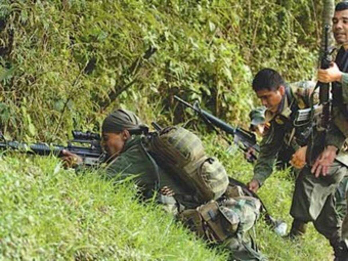 Continúan las operaciones donde tres militares murieron por un ataque de las Farc