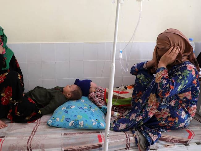 Atención de niños con sarampión en Afganistán.                        Foto: Getty 