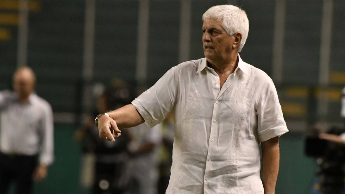 Comesaña: “A Quintero por estar en China no se le olvida jugar fútbol”