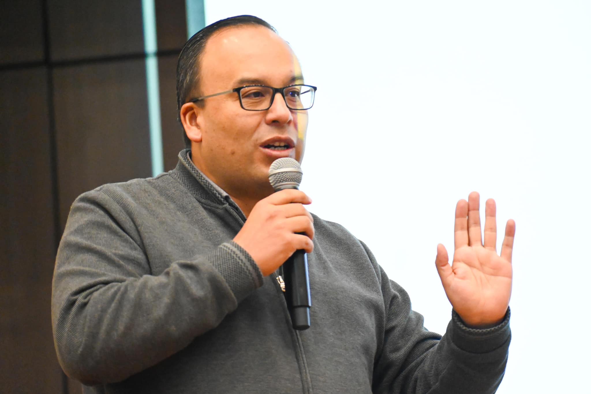 Comunidad confundió la visita con un cierre del centro de salud