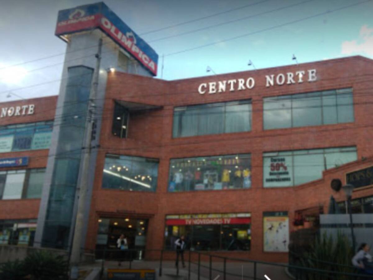 Más de 3000 trabajadores se beneficiará por apertura de centros comerciales