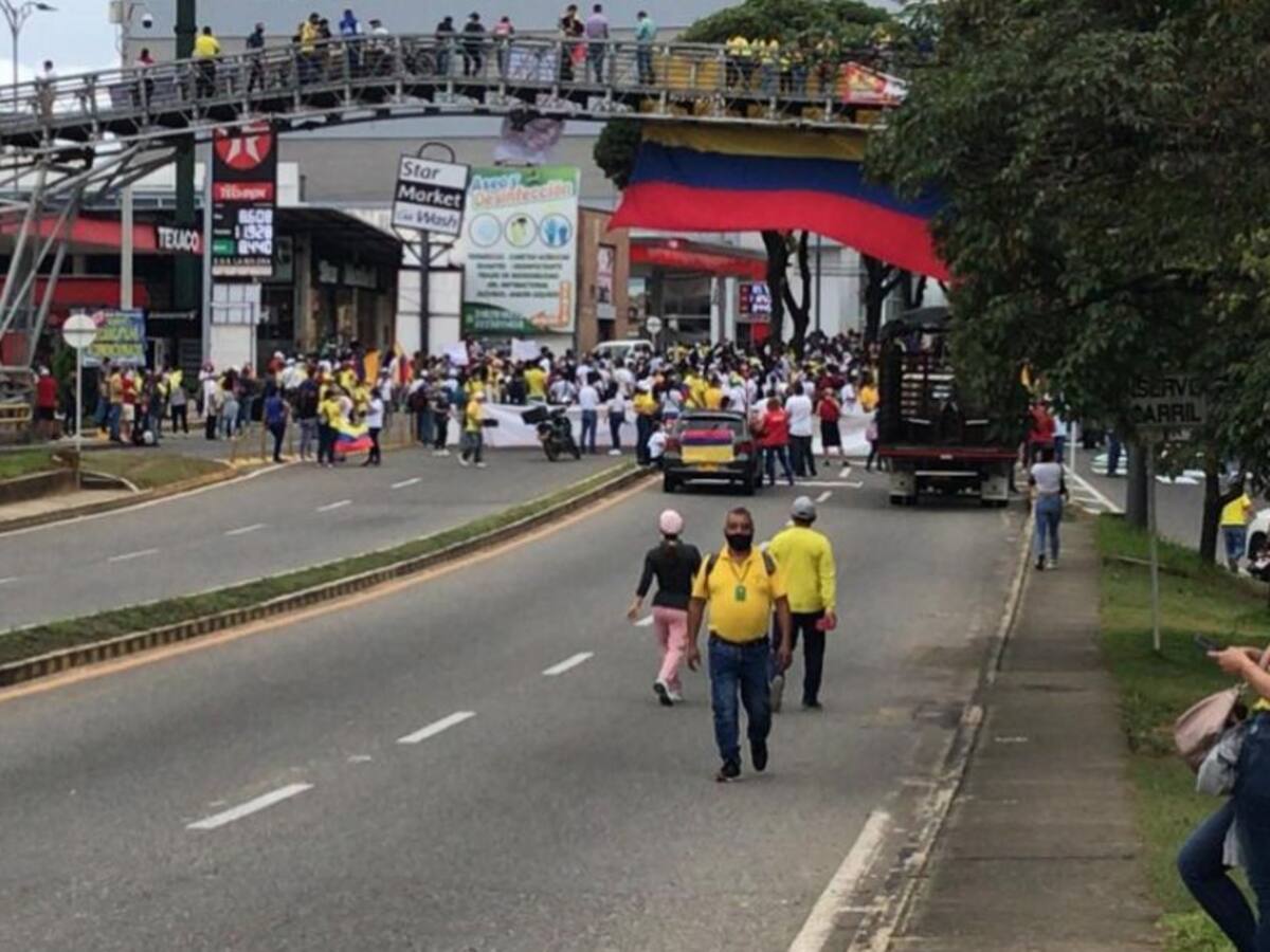 Metrolínea suspendió operaciones por paro nacional