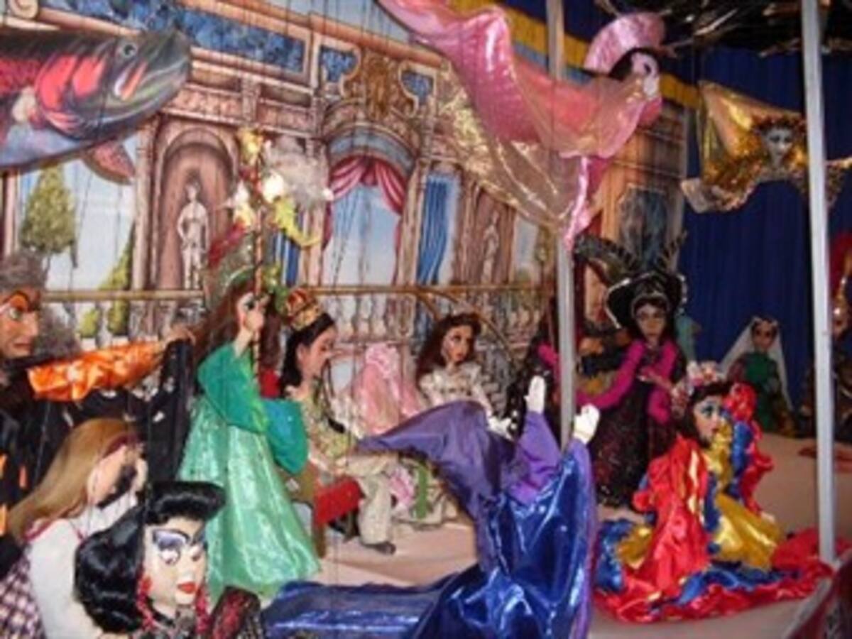 Un espectáculo de marionetas diseñado para niños y disfrutado por los padres
