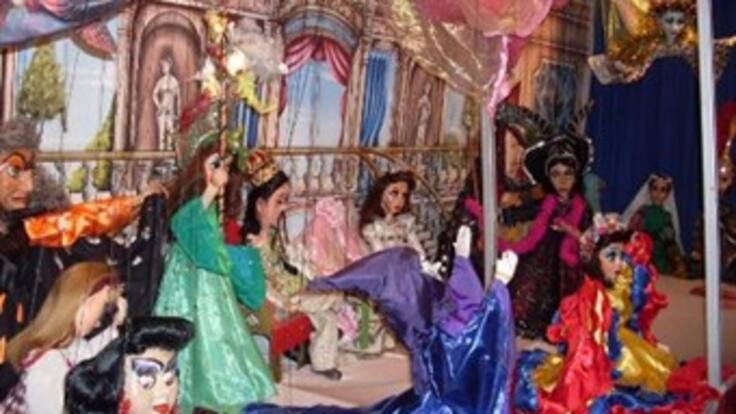 Un espectáculo de marionetas diseñado para niños y disfrutado por los padres