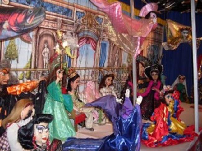 Un espectáculo de marionetas diseñado para niños y disfrutado por los padres