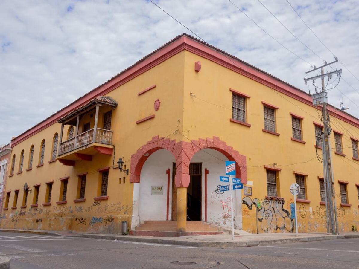En Cartagena niño ingresó caminando a un centro médico y terminó sin vida: ¿Qué dijo el Dadis?